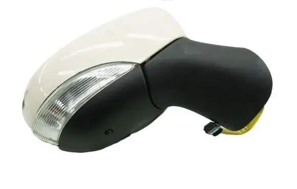 Renault Captur Front door electric wing mirror 