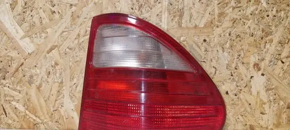 Mercedes-Benz E W210 Rear/tail lights A2108204864