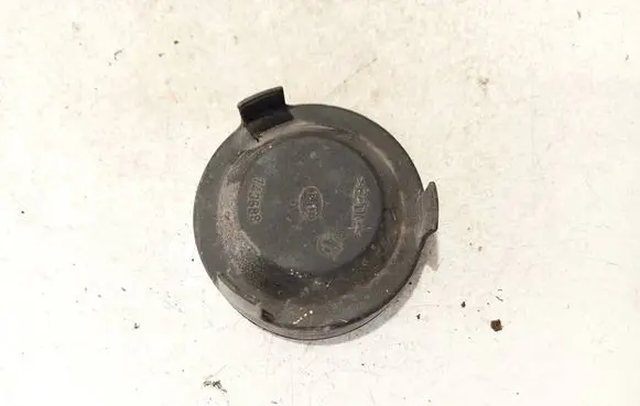 Opel Omega B1 Headlight/headlamp dust cover 143688