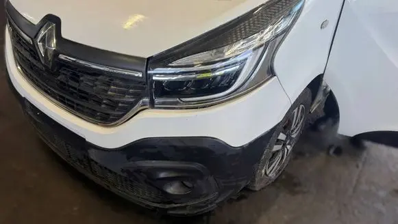 Renault Trafic III (X82) Front piece kit 