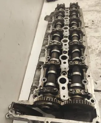 BMW 3 F30 F35 F31 Engine head 85075610300 3114121001031 155732601