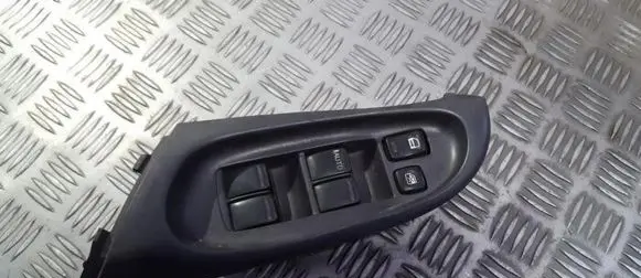 Nissan Almera N16 Electric window control switch 80961BM510