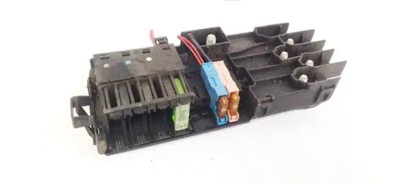 Mercedes-Benz E W211 Fuse box set 2115452301