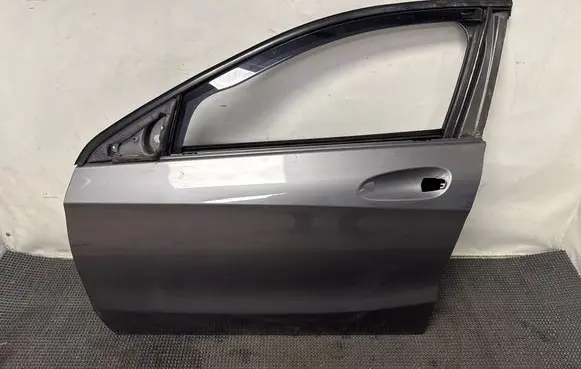 Mercedes-Benz A W176 Front door 
