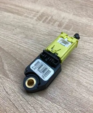 Toyota Auris 150 Airbag deployment crash/impact sensor 8983102060 WithPlug