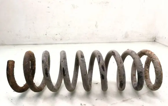 Mercedes-Benz C W202 Rear coil spring