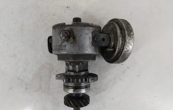 BMW 3 E30 Spark distributor 0237302028 PGFUD6