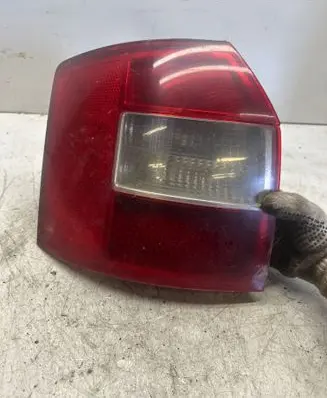Audi A4 S4 B6 8E 8H Tail light bulb cover holder 8E9945257