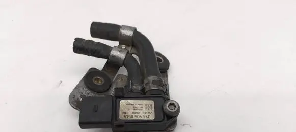 Volkswagen PASSAT B6 Exhaust gas pressure sensor 3C0131552B 3354500