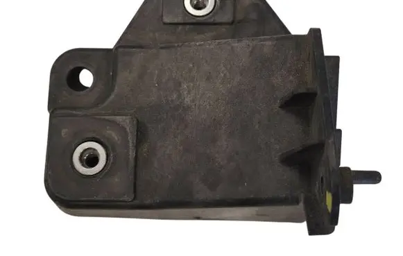 Tesla Model S Front bumper mounting bracket 106133200B
