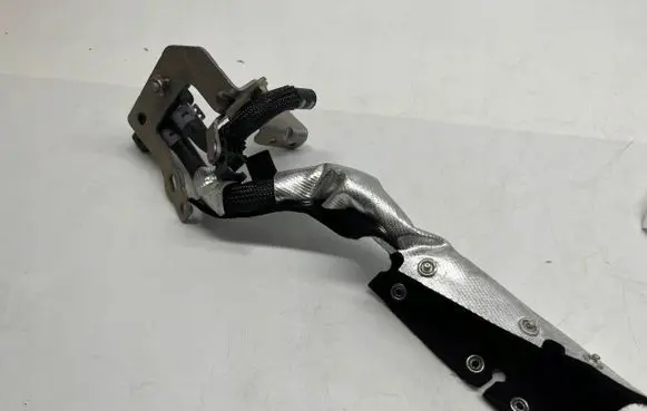 Audi SQ7 Exhaust gas pressure sensor 06M131551G