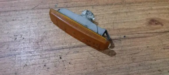 BMW 5 E39 Front fender indicator light 8360589 NERA