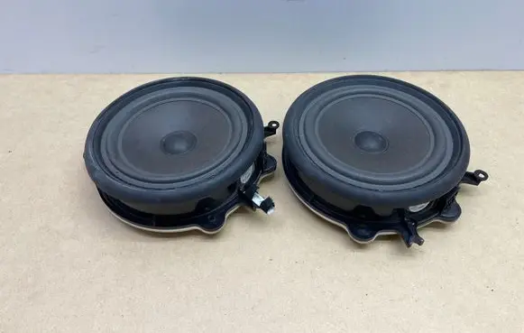 Audi A4 S4 B7 8E 8H Front door speaker 8E0035411 4910410300