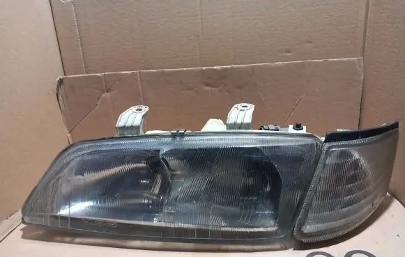 Nissan Primera Headlight/headlamp 203650B