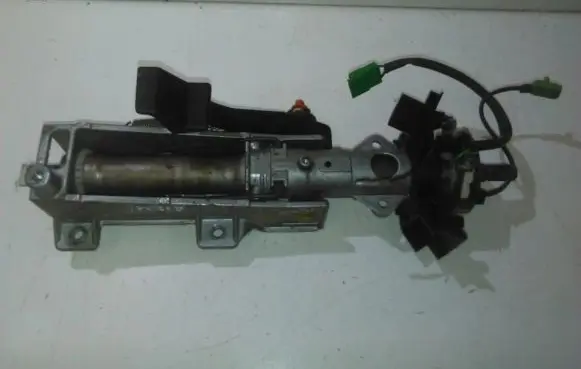 Volvo 440 Steering wheel axle 448155