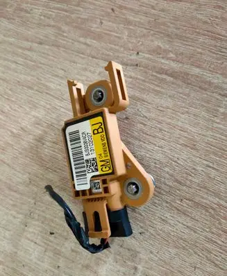 Opel Signum Airbag deployment crash/impact sensor 13102027