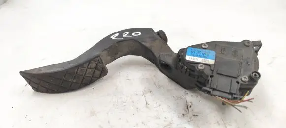 Audi A4 S4 B6 8E 8H Accelerator throttle pedal 8E1723523B 6PV00837600
