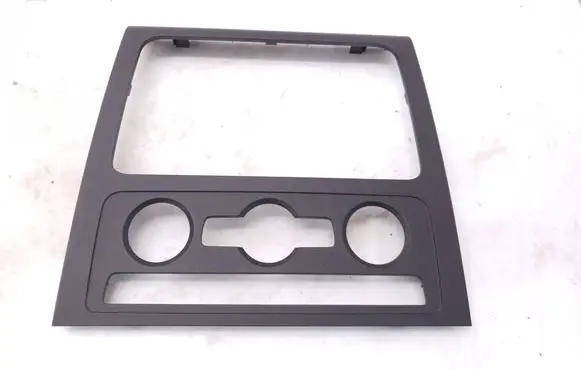 Volkswagen Touran II Climate control/heater control trim 1T0858071S