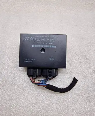 Audi A8 S8 D2 4D Parking PDC control unit/module 4D0919283
