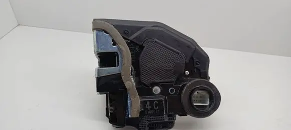 Toyota RAV 4 (XA40) Rear door lock A046693 4C5100917