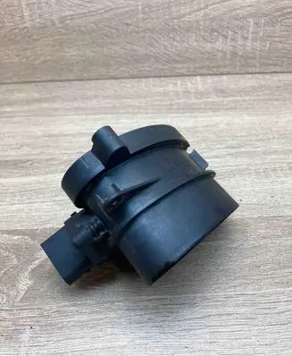 BMW 3 E46 Mass air flow meter 7787076 0928400468