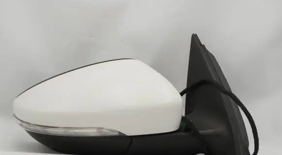 Volkswagen PASSAT B7 Front door electric wing mirror 3C0857934A 021005