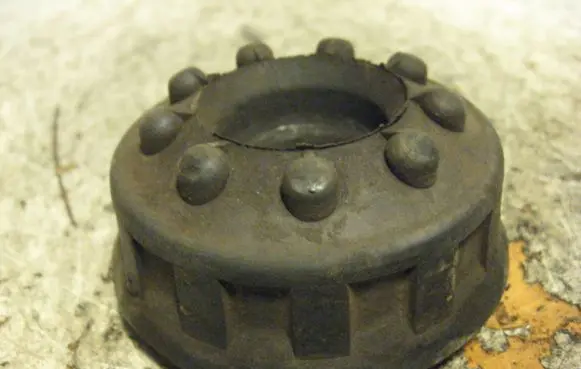 Audi 100 S4 C4 Rear coil spring rubber mount 