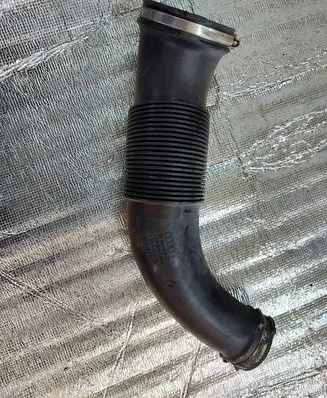 Audi A8 S8 D4 4H Air intake duct part 4H0129606B