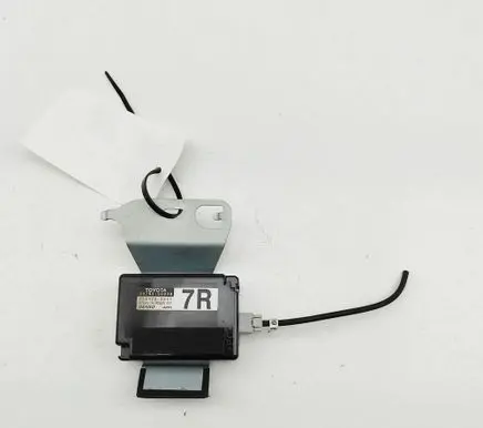 Lexus LS 460 - 600H Tire pressure sensor 8979350030 1584200541