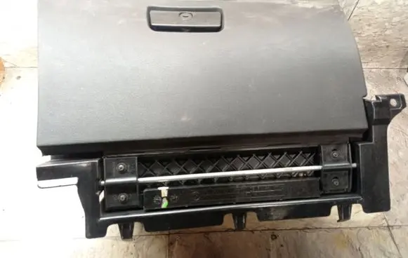 BMW 3 E46 Glove box set 8203822 8196100