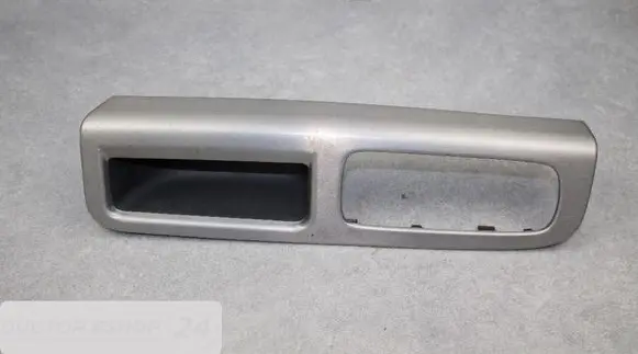 Volvo V50 Other front door trim element 8663815