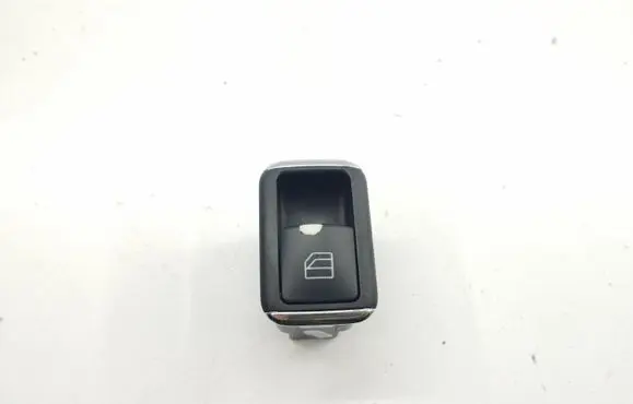 Mercedes-Benz C W204 Electric window control switch A2048700451 03139100