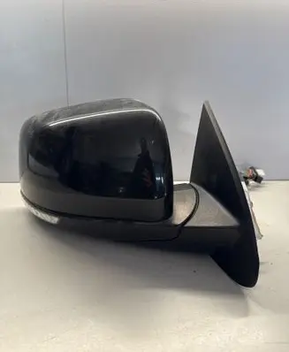 Front door electric wing mirror