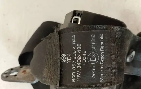 Volkswagen Polo IV 9N3 Rear seatbelt 6Q0857806A