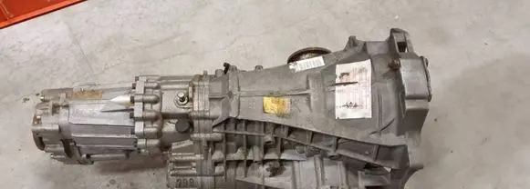 Audi A6 S6 C4 4A Automatic gearbox 1050401406 33522800 1050020036