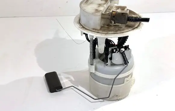 Peugeot 308 In-tank fuel pump 9674699980