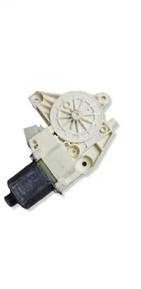 Mercedes-Benz GLA W156 X156 Front door window regulator motor A2469065100