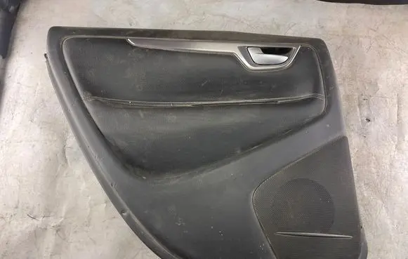 Volvo V70 Rear door card panel trim 39981329