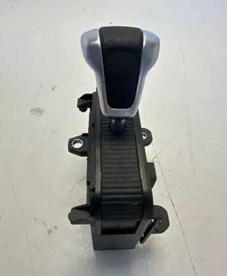 Citroen C4 II Gear shifter/selector 9801784580 073713 61739G09