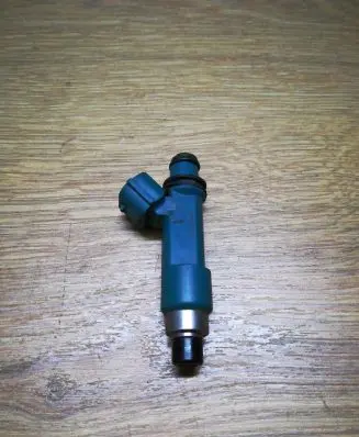 Mazda 2 Fuel injector 2975000460