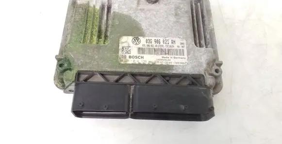 Skoda Octavia Mk2 (1Z) Engine control unit/module 03G906021RH 03G906021AB 0281014136