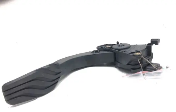 Renault Captur II Accelerator throttle pedal