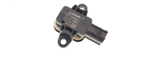 Ford Fusion II Airbag deployment crash/impact sensor DS7T14C676AA 131130 502724