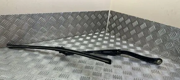 Mercedes-Benz E W212 Front wiper blade arm A2128201444