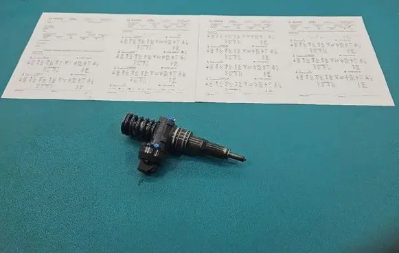 Volkswagen PASSAT B5.5 Fuel injector 0414720216 IMPRK1569201
