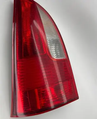 Mazda Premacy Rear/tail lights 22061908