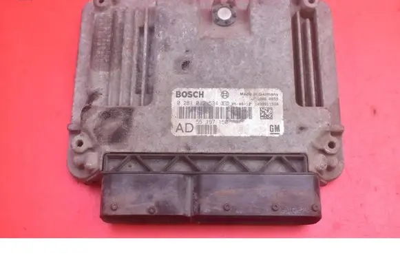 Opel Astra H Engine control unit/module ECU 55197150