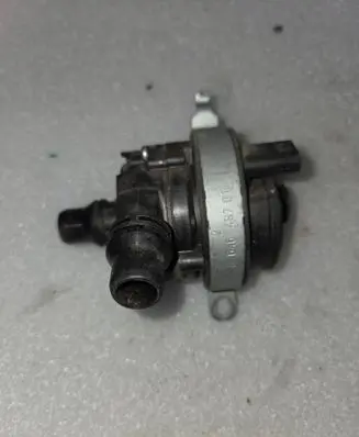 BMW 7 G11 G12 Electric auxiliary coolant/water pump 9147359