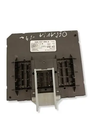 Skoda Octavia Mk3 (5E) Comfort/convenience module 5Q0937086S F005V01552 ER011909313