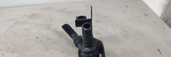 Volkswagen Crafter Electric auxiliary coolant/water pump